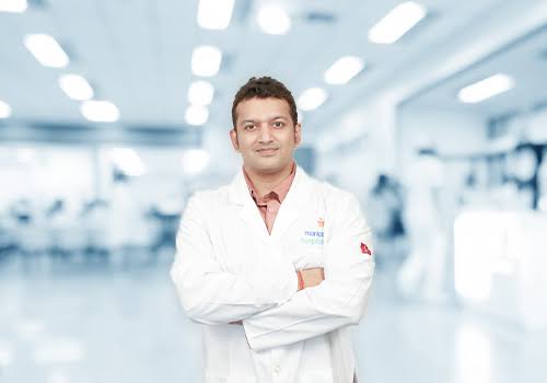Dr Siddharth Kumar